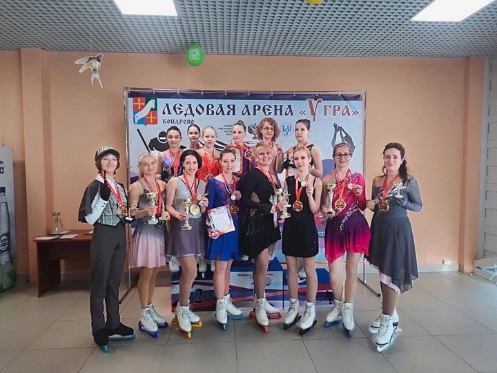 Соревнования по фигурному катанию на коньках, посвящённые Дню Победы. Соревнования по фигурному катанию на коньках, посвящённые Дню Победы.